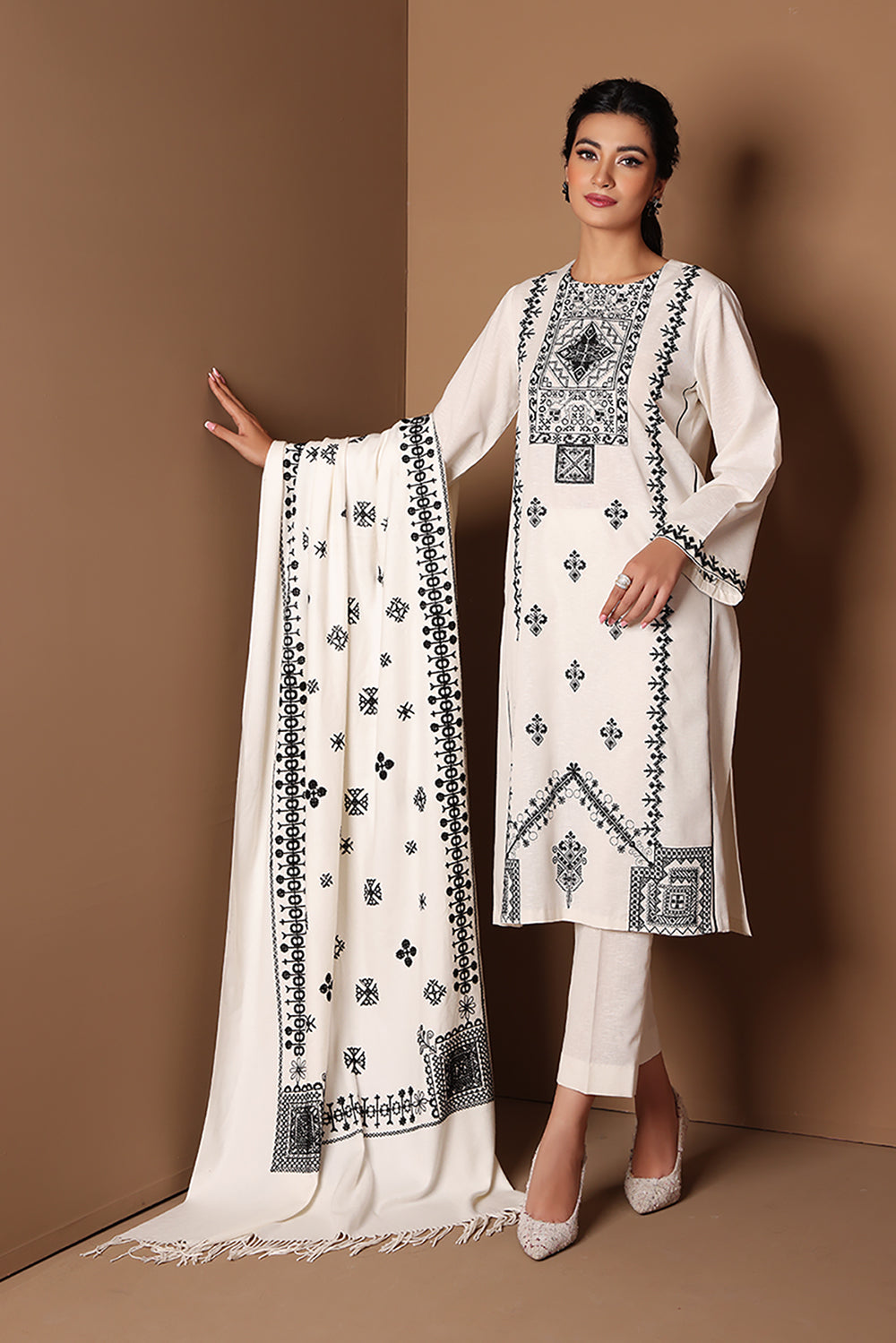 Winter collection sales 2019 nishat