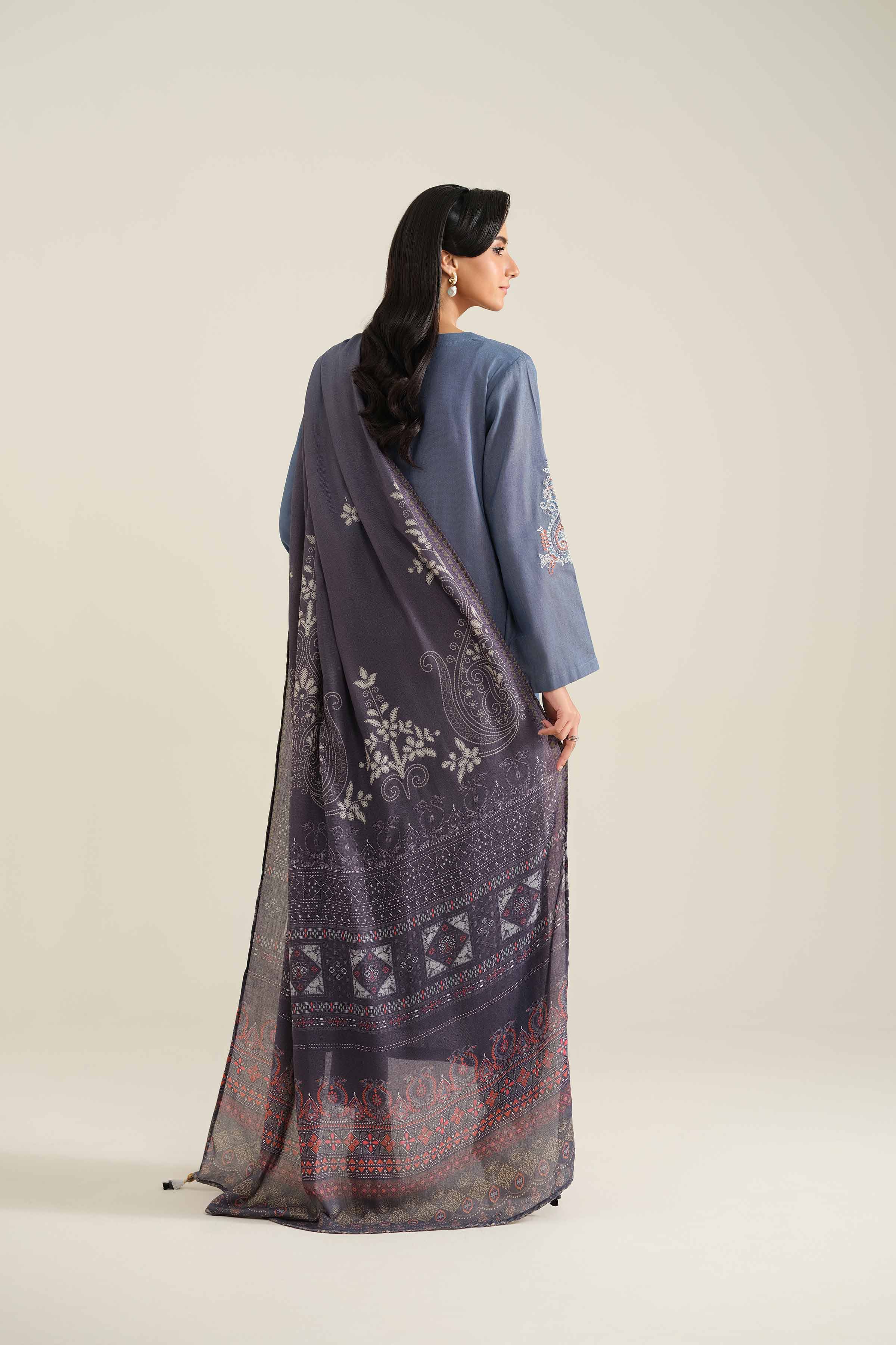 3 Piece Unstitched Embroidered Winter AnyDay Vol-2 Collection 2024 ...