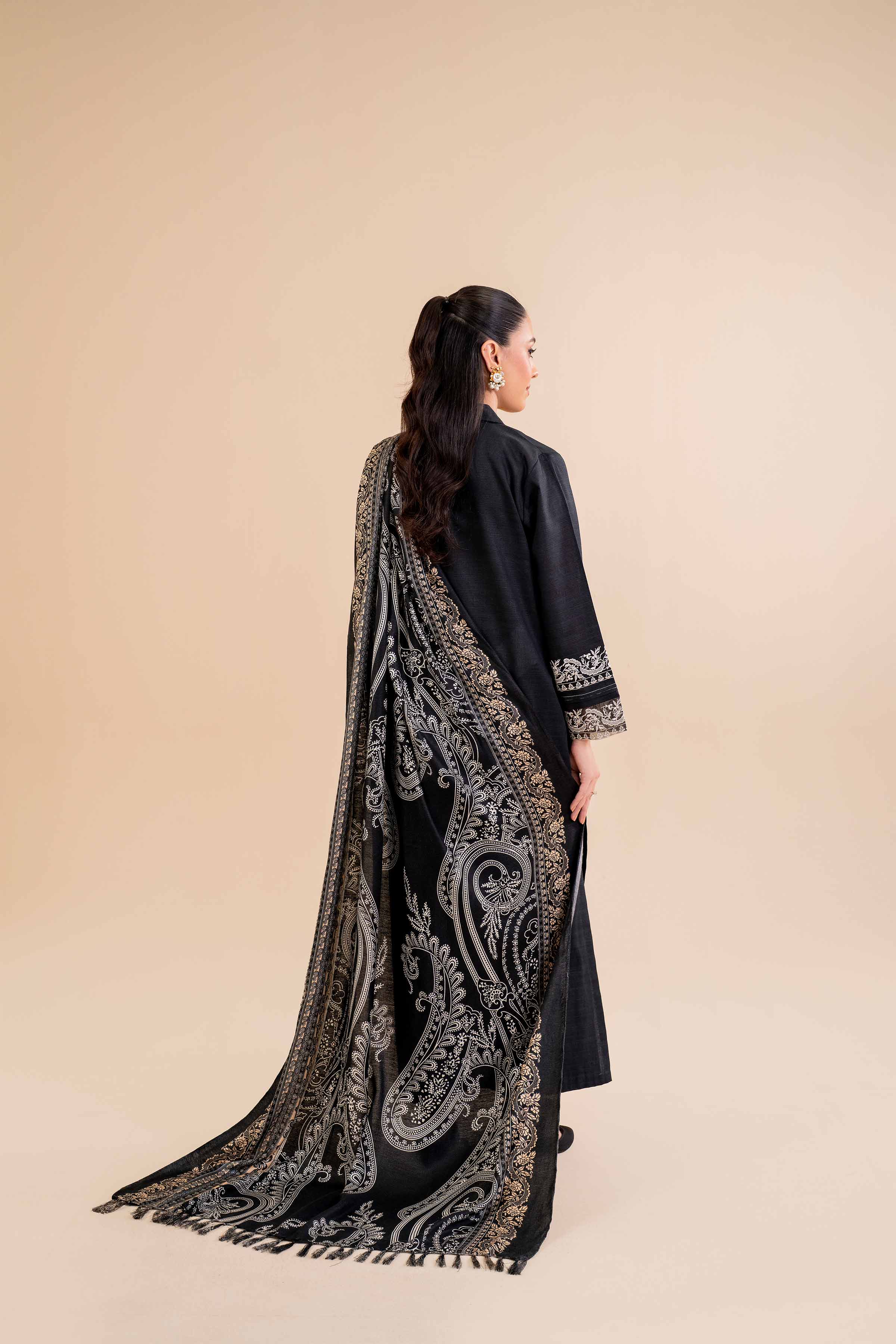 3 Piece Unstitched Embroidered Winter Vol-2 Collection 2024 – Nishat FPS