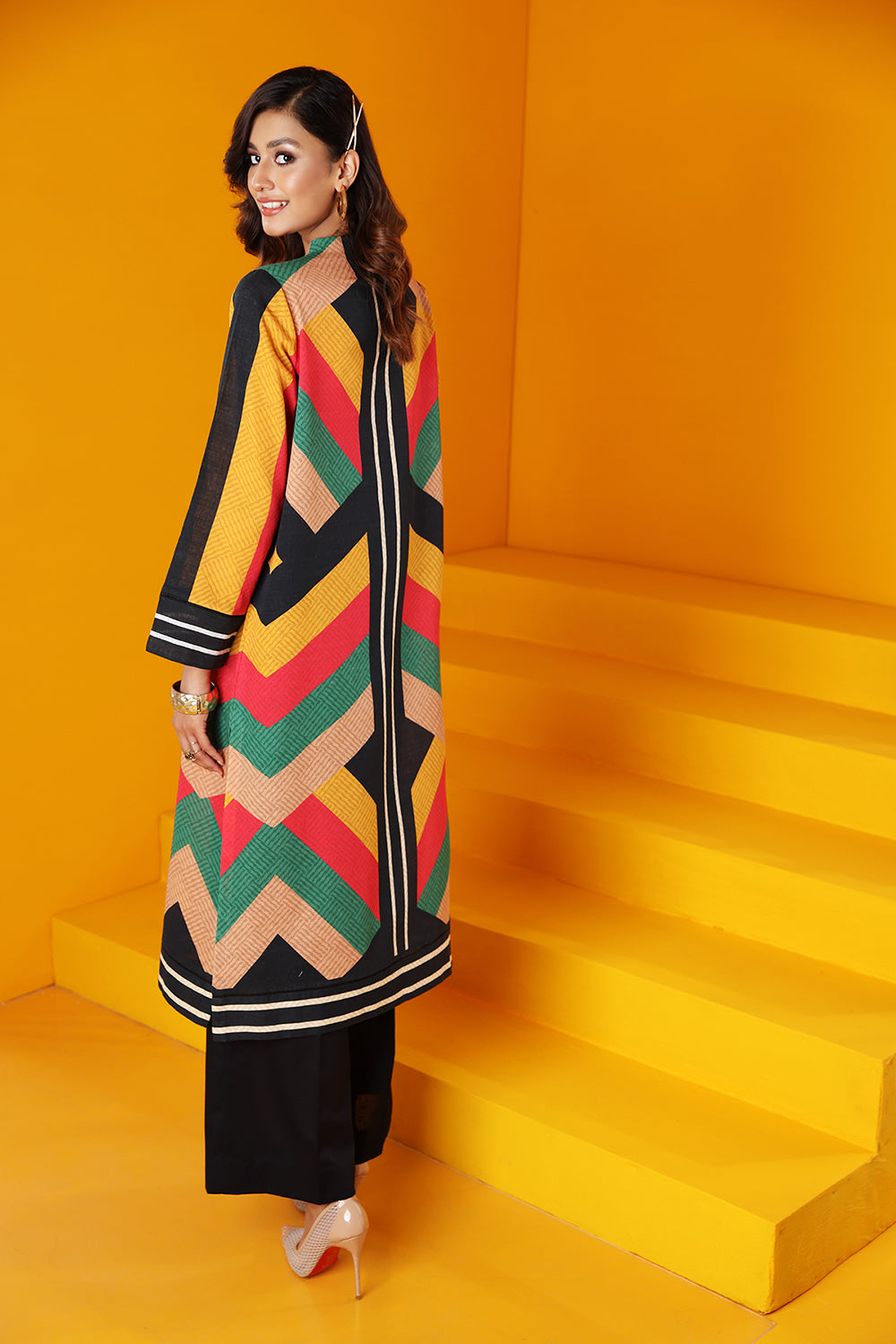 2PC Unstitched Digital Printed Winter Collection 2022 Nishat Linen