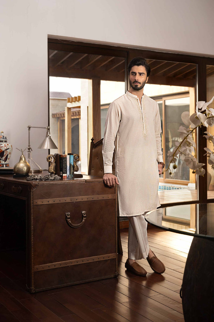 Men Formal Wear,Men Semi Formal Wear,Men Casual Waer,Men Suit,Men Kurta,Gents Suit,Gents Shalwar Kameez,Men Dyed Fabric,Men Embroidered Kurta,Men Kurta Trousers,Gents Kurta,Men Latest Collection Summer 2023,Luxury Men Collection,Men Pack Suits,Gents Loose Fabric,Men Clothing,Gents FashionNishat Linen Summer 2023